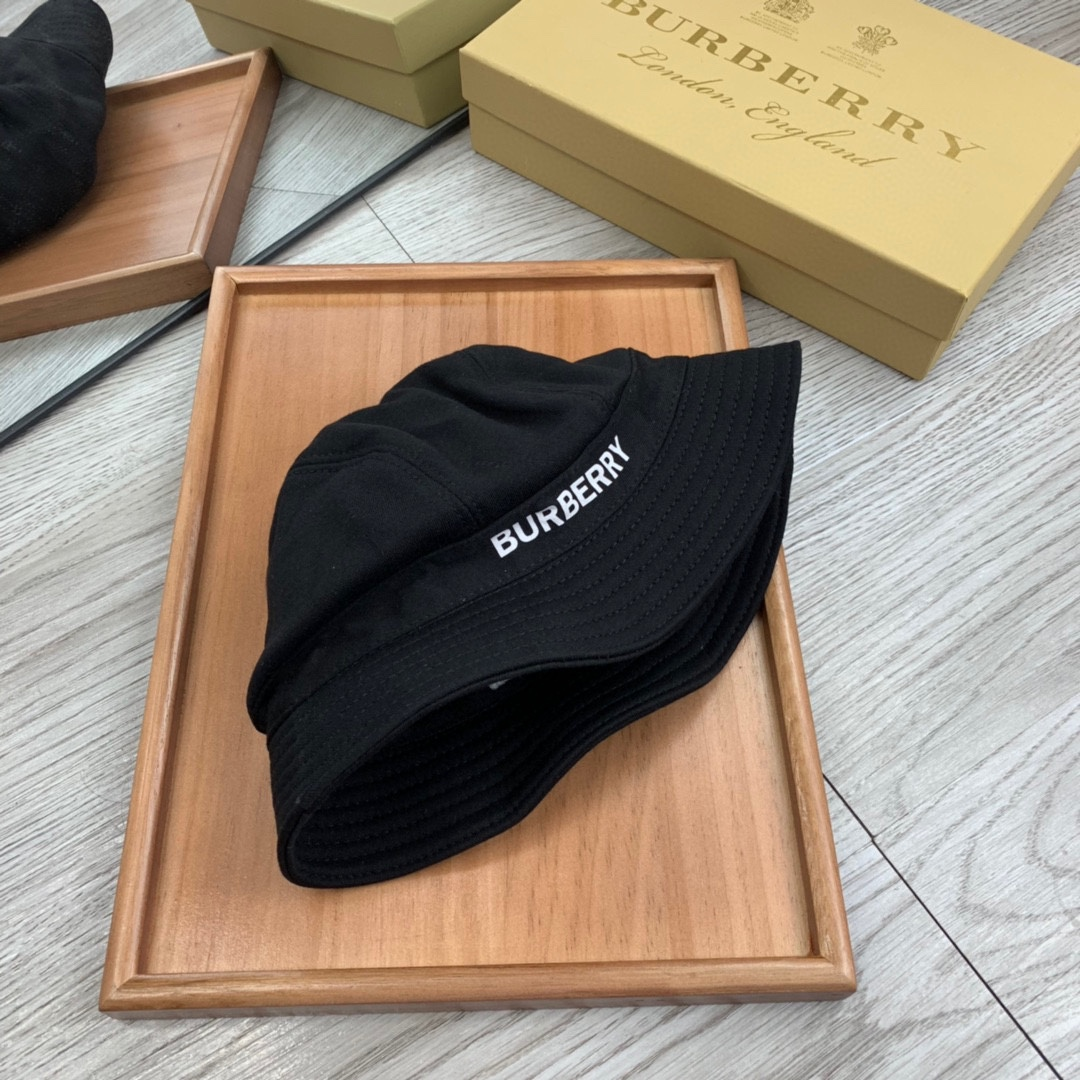 Burberry  Cotton Printed Embroidered Fisherman's Hat Sunhat