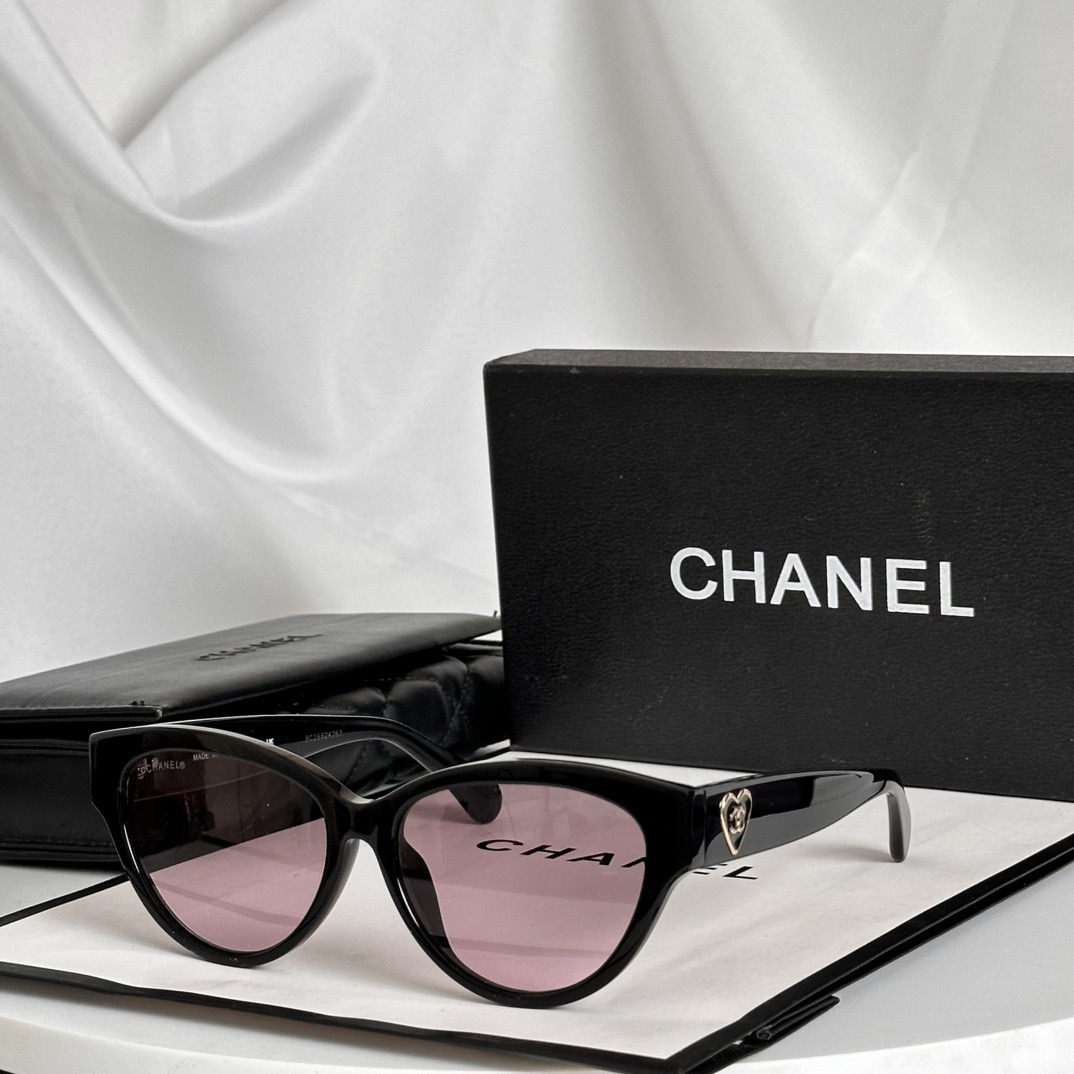 Chanel cat eye black framed heart-shaped sunglasses