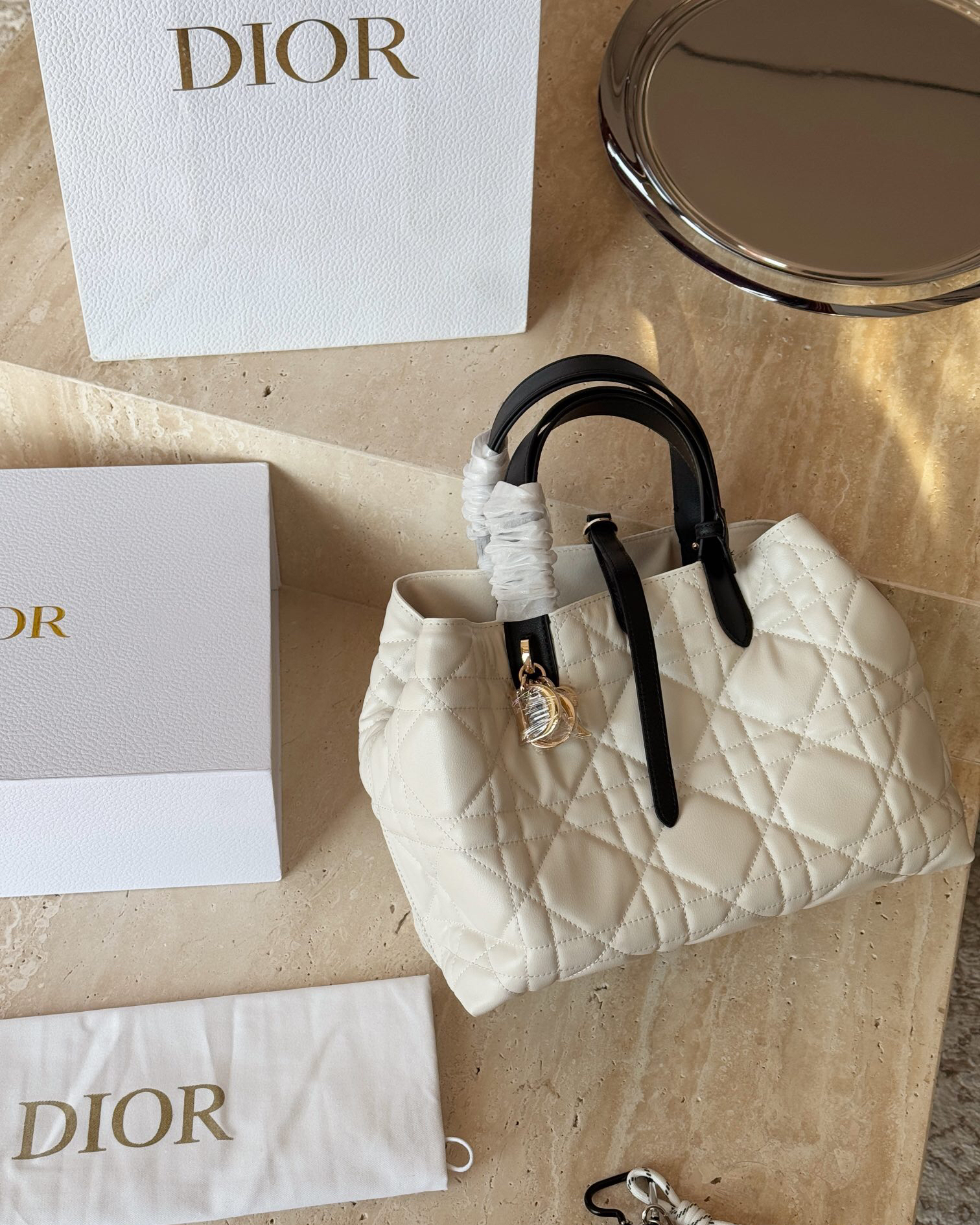 Dior toujours shopping bag