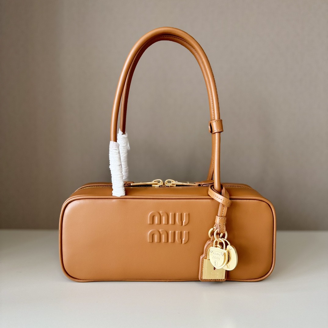 MiuMiu beau leather bag