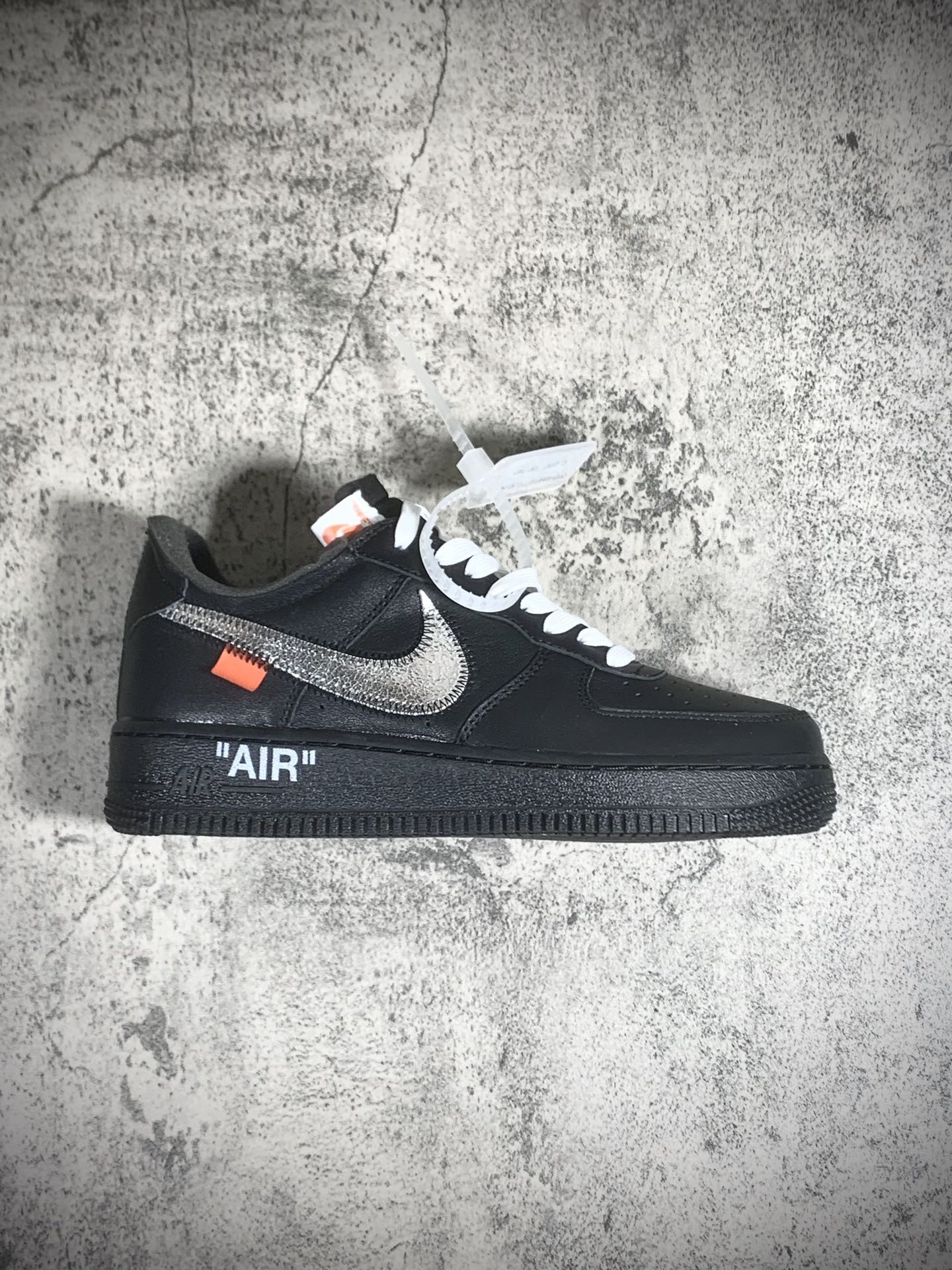 AO4297-100 OFF White X Air Force 1 ’07 Low Conplex Con