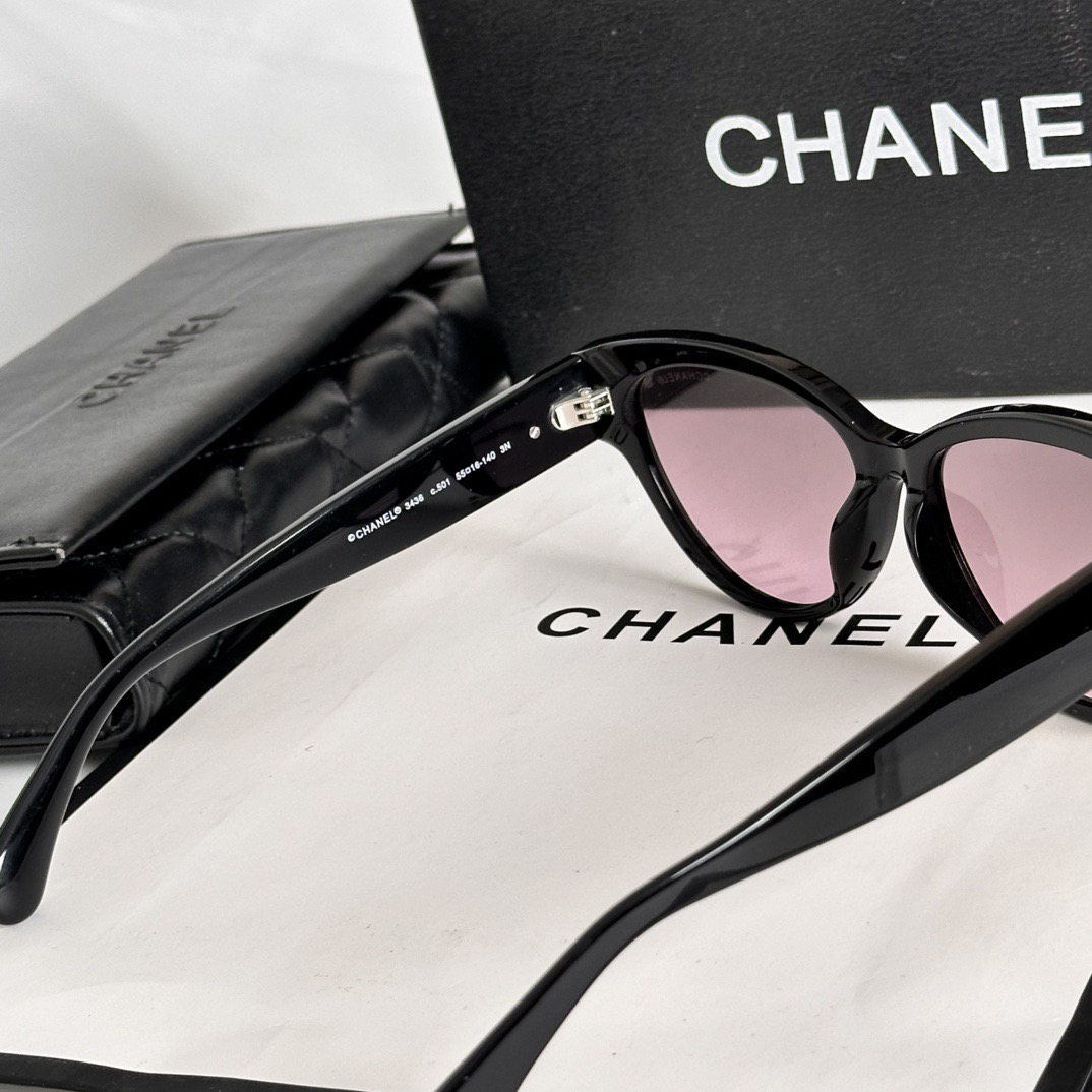 Chanel cat eye black framed heart-shaped sunglasses
