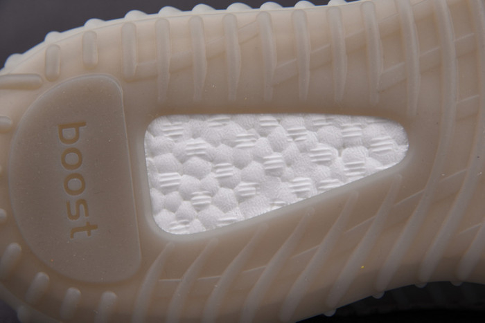 Yeezy Boost 350 V2 Tailgate FX9017