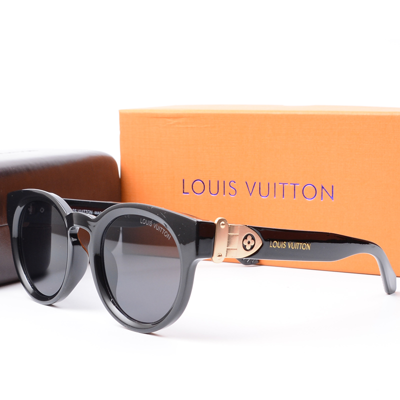 Louis Vuitton round frame sunglasses