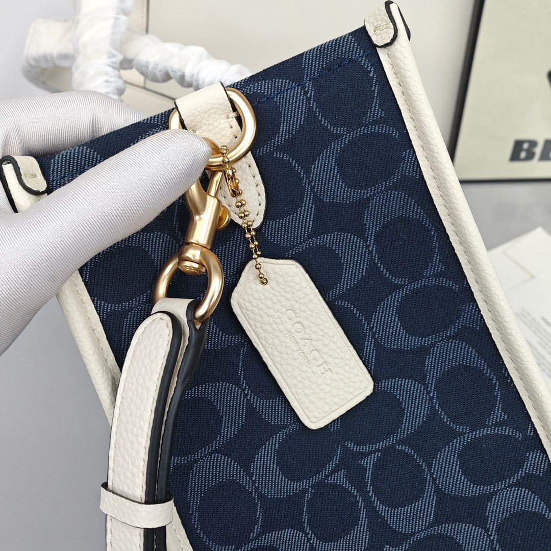 Coach canvas tote bag