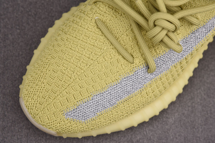 Yeezy Boost 350 V2 Marsh FX9034