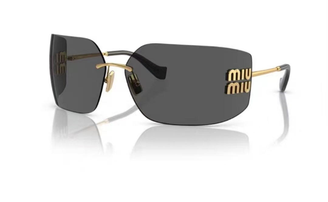 Miumiu Fashion sunglasses