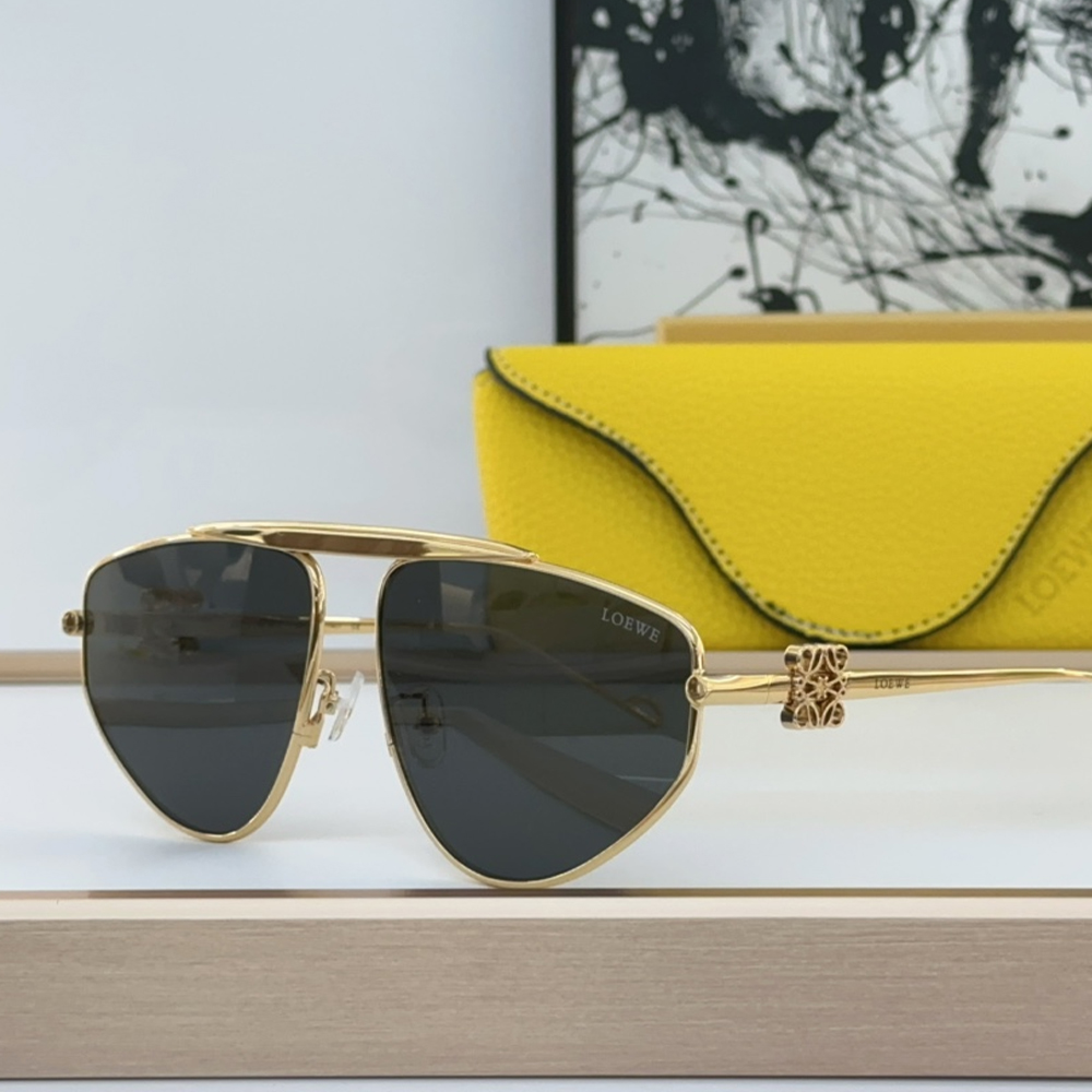Loewe Oval Sun Protection Sunglasses Top Quality