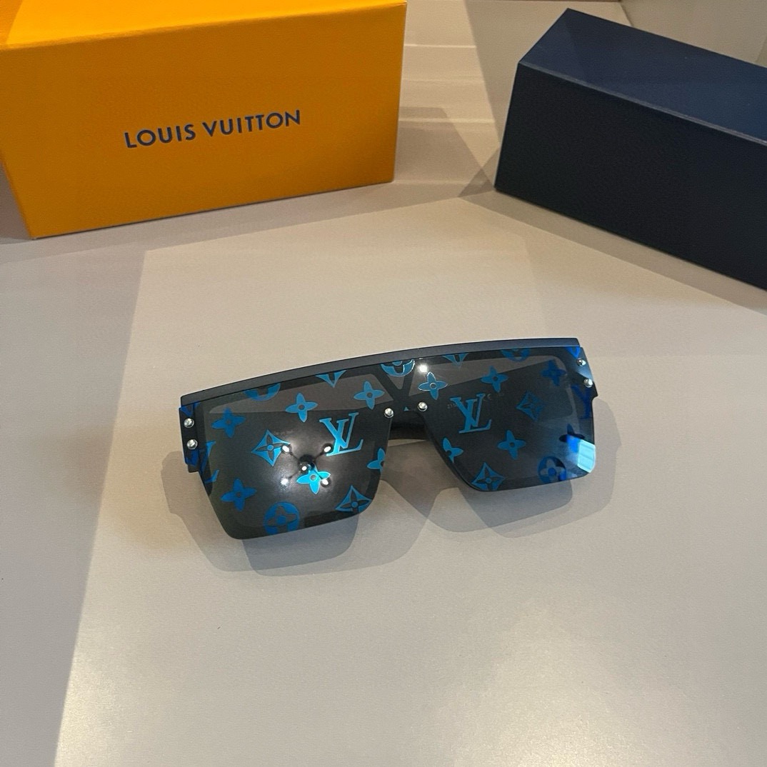 Louis Vuitton printed sunglasses
