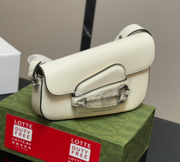GUCCI New White Underarm Bag