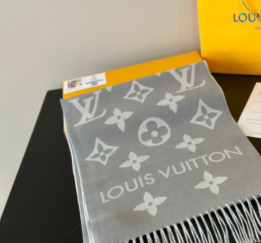 Louis Vuitton Grey Cashmere Scarf
