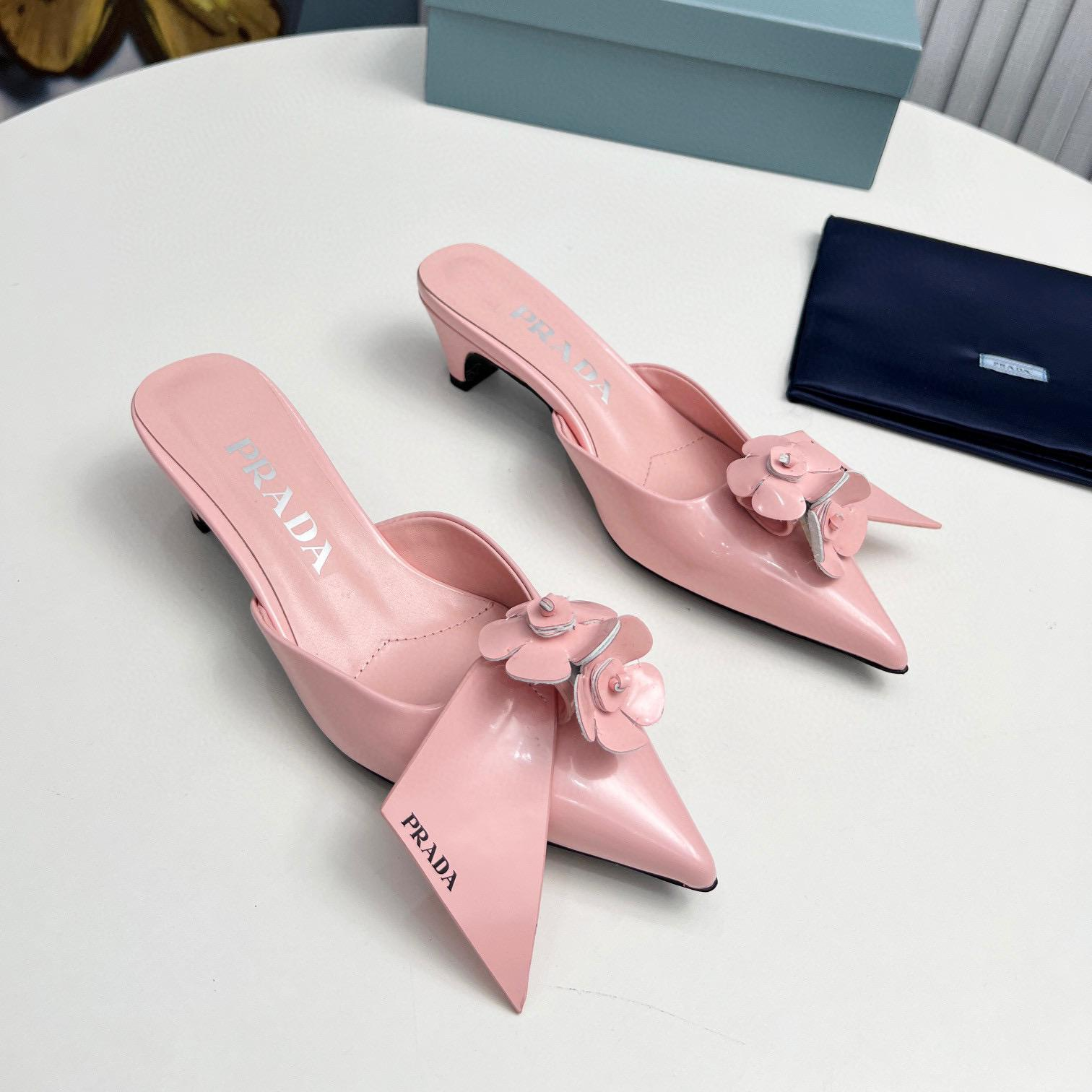 Prada  Patent Leather Flip-flops Sandals Slide