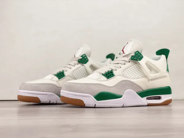 Jordan4 “Pine Green”