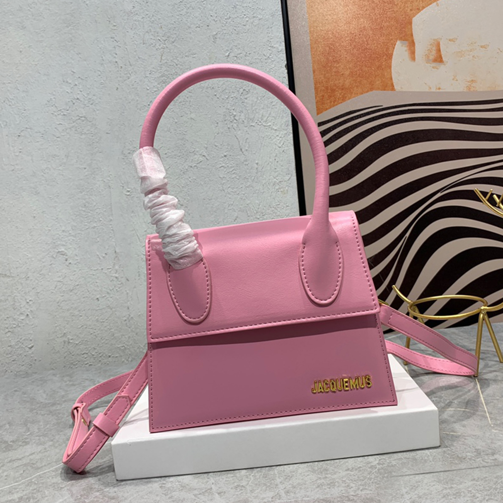 Jacquemus Le Grand Chiquito Medium Tote Lipstick Bag