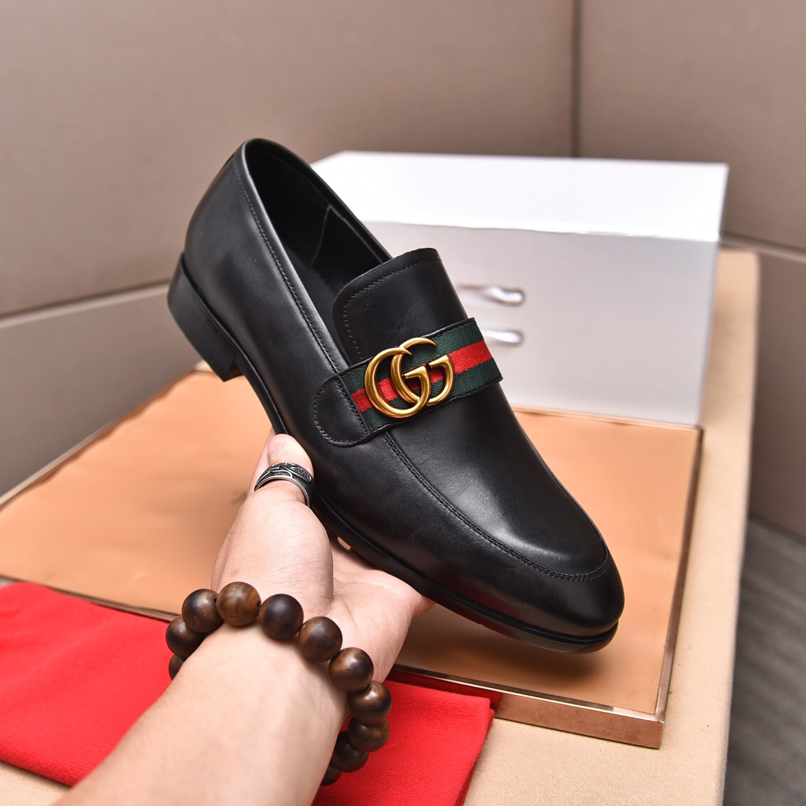 Gucci casual leather shoes