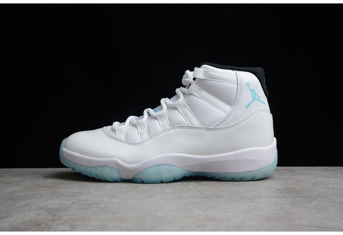 Air Jordan 11