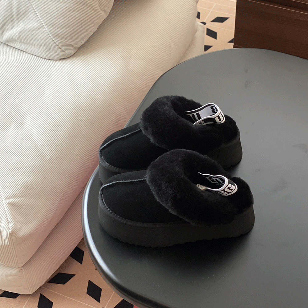 UGG Funkette Slippers