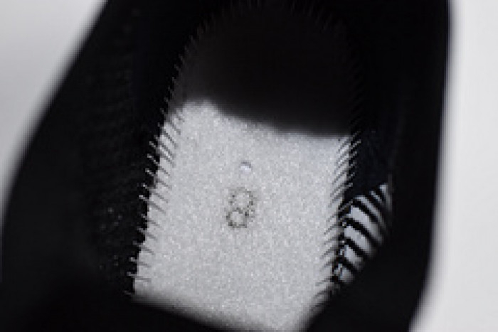 NIKE AIR MAX 270 FLYKNIT WHITE/BLACK AO1023-100