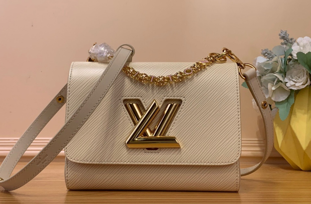 LV New Trendy Fashion Bag Cow Leather White Diagonal Cross Bag
