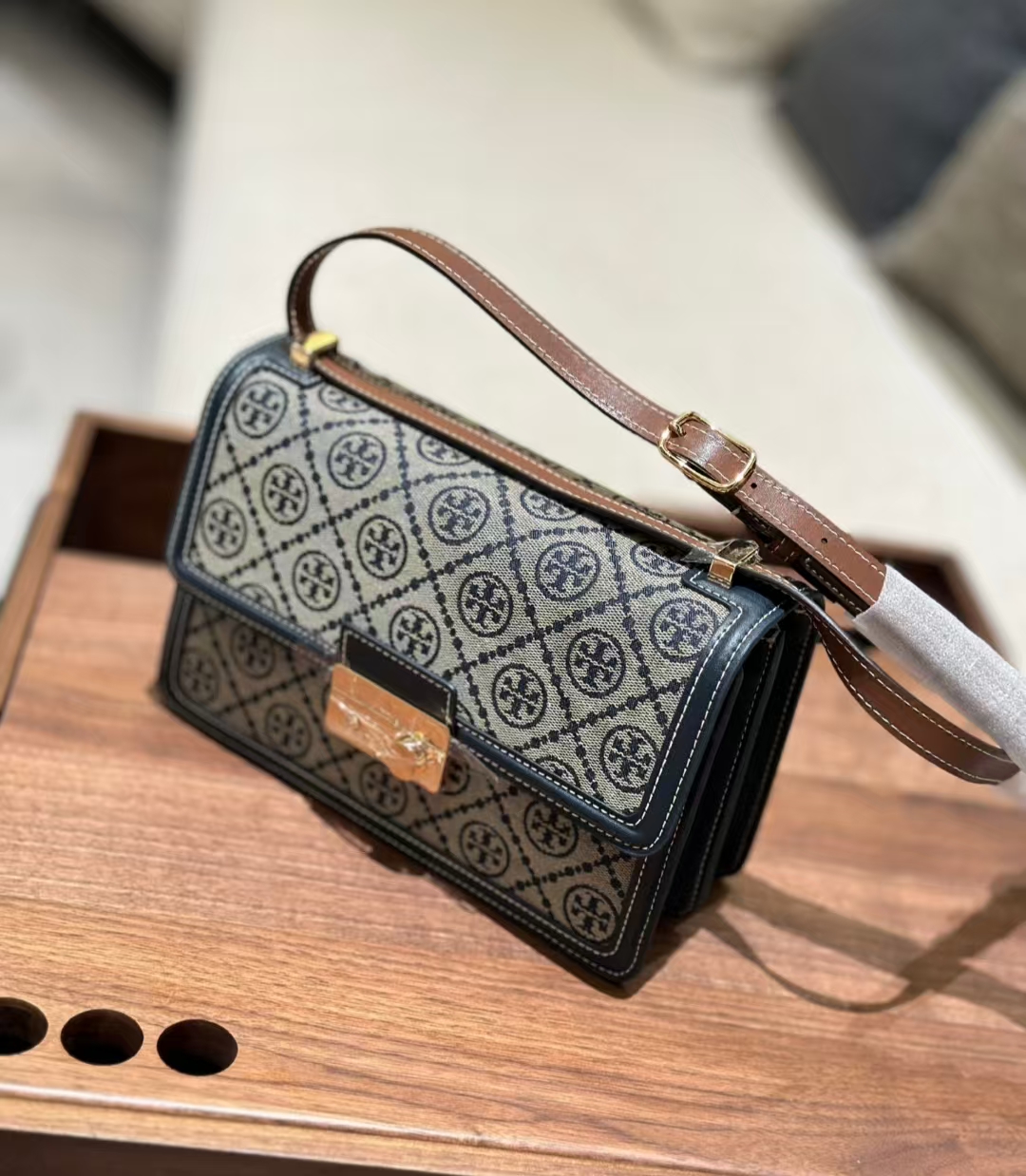 Torybruch Shoulder Backpack Classic Pattern