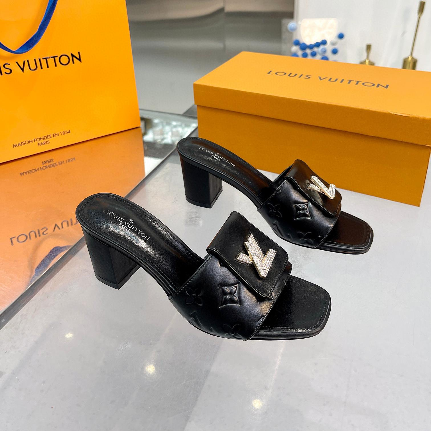 Louis Vuitton LV Flat Cut With Chunky Flip-flops Slide Sandal
