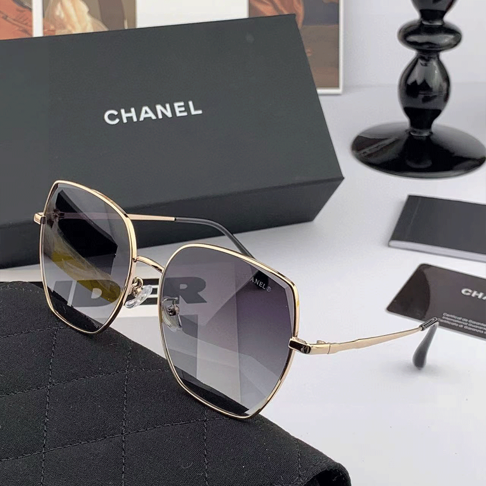 Chanel Outdoor Casual Sunglasses (Replica)