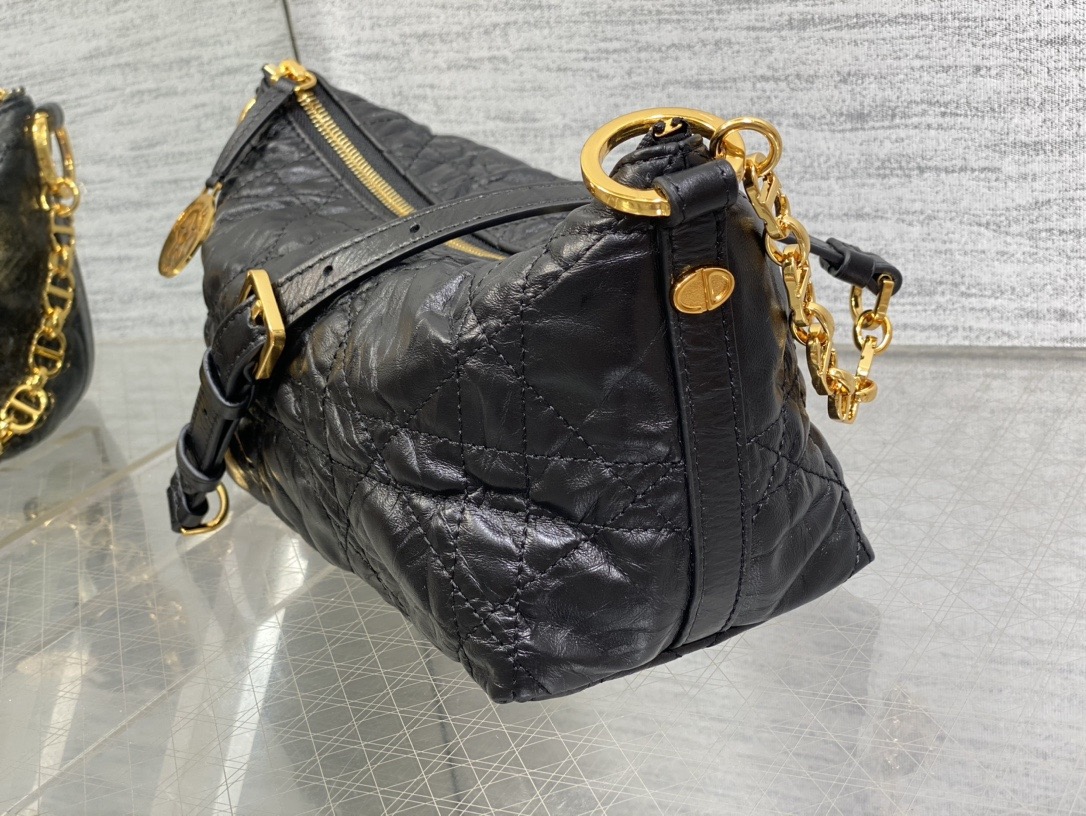 Dior hobo star chain tote
