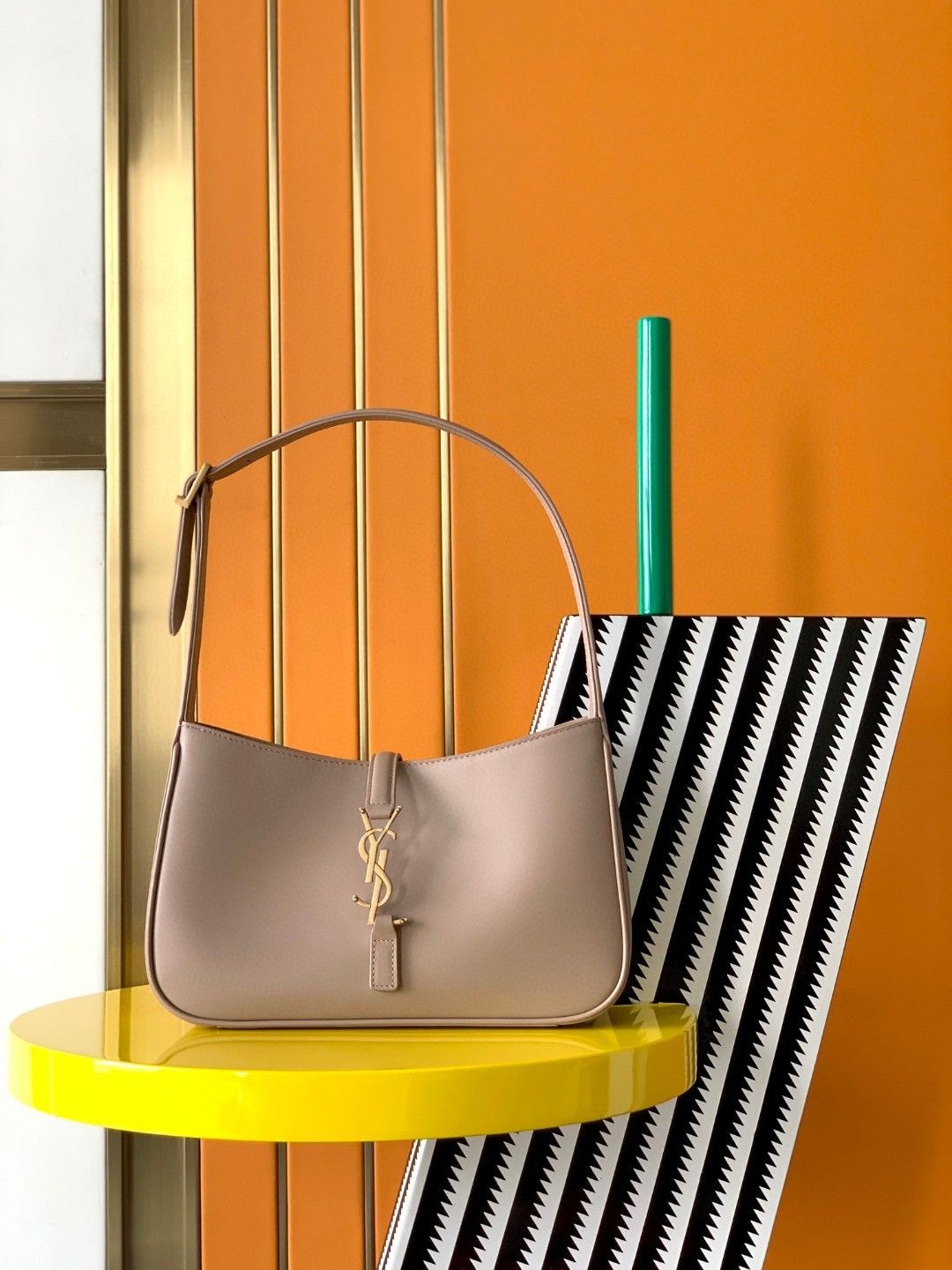 Saint Laurent YSL LE 5 À 7 satin mini bag