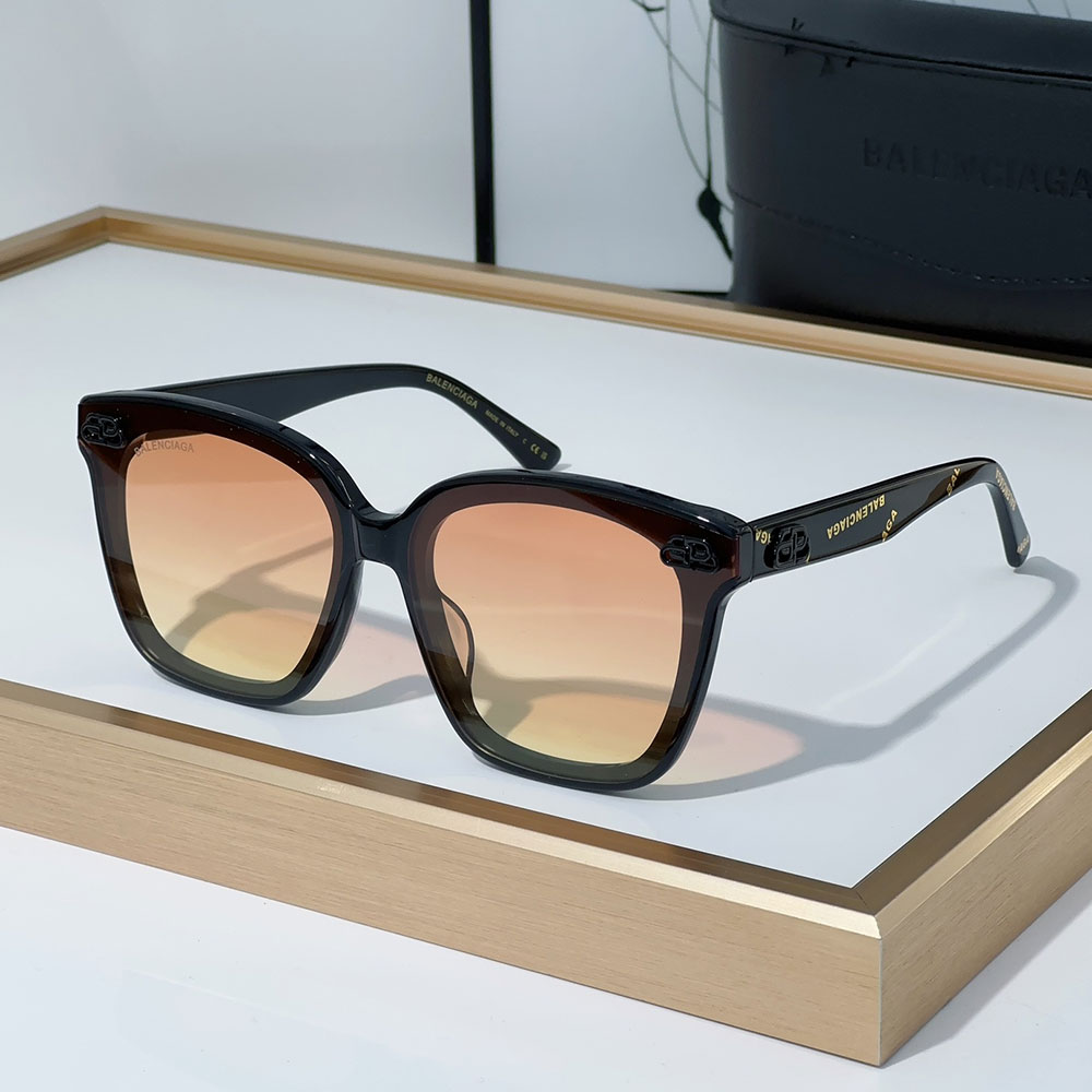 Balenciaga Mirror leg Logo  sunglasses Top quality