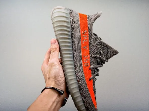 Yeezy350 Boost V2 “Beluga Reflective”