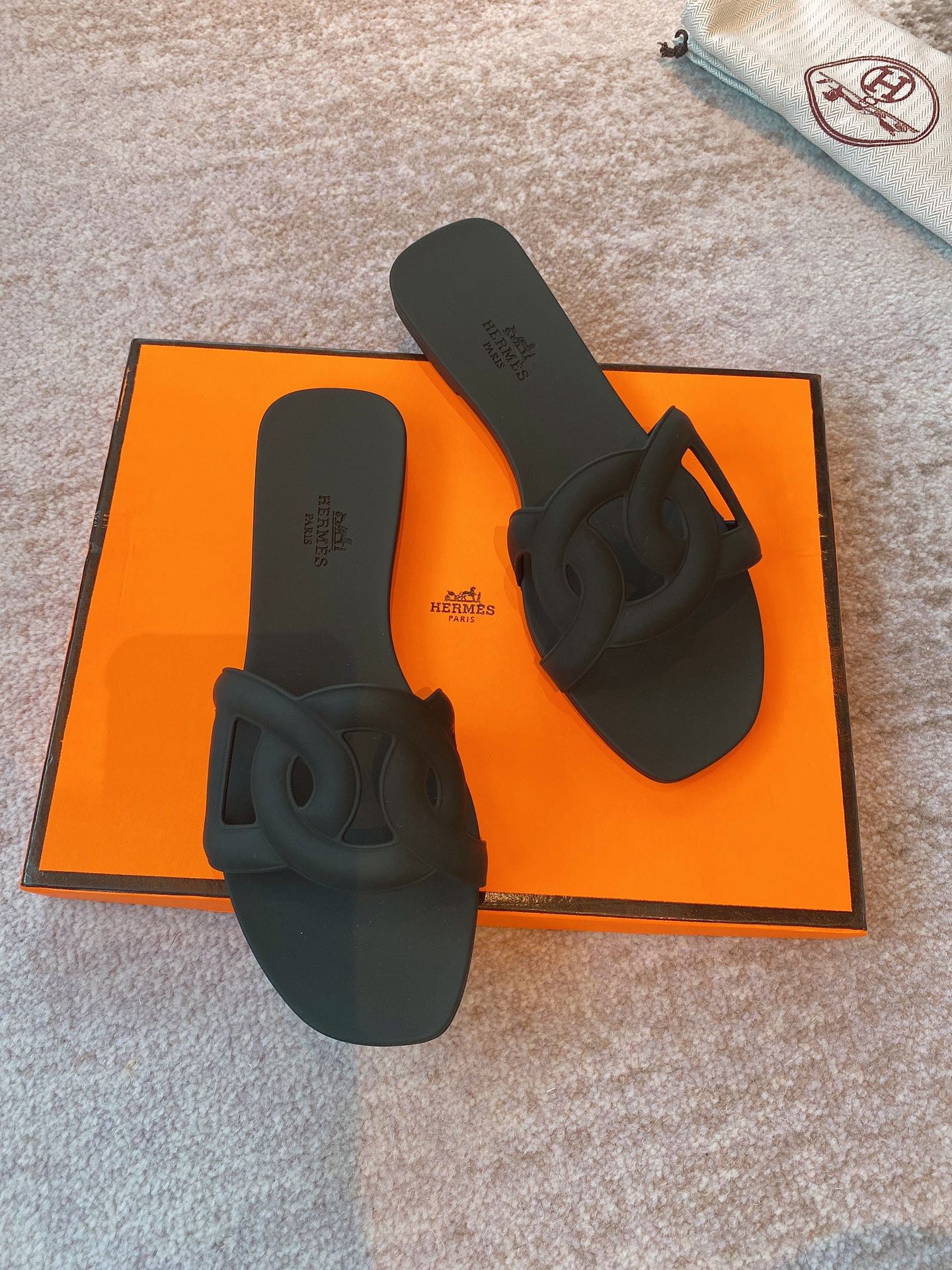 Hermes Jelly slippers