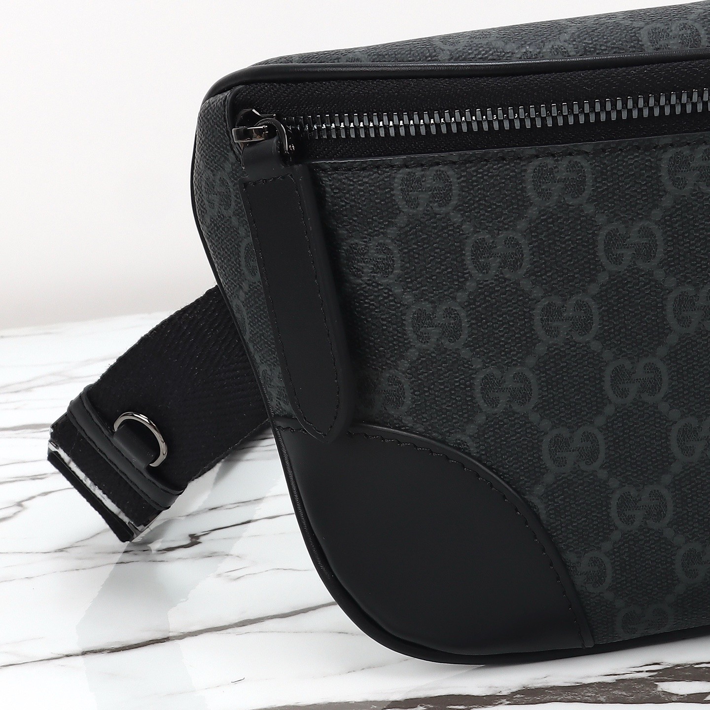 GUCCI Emblem GG medium belt bag