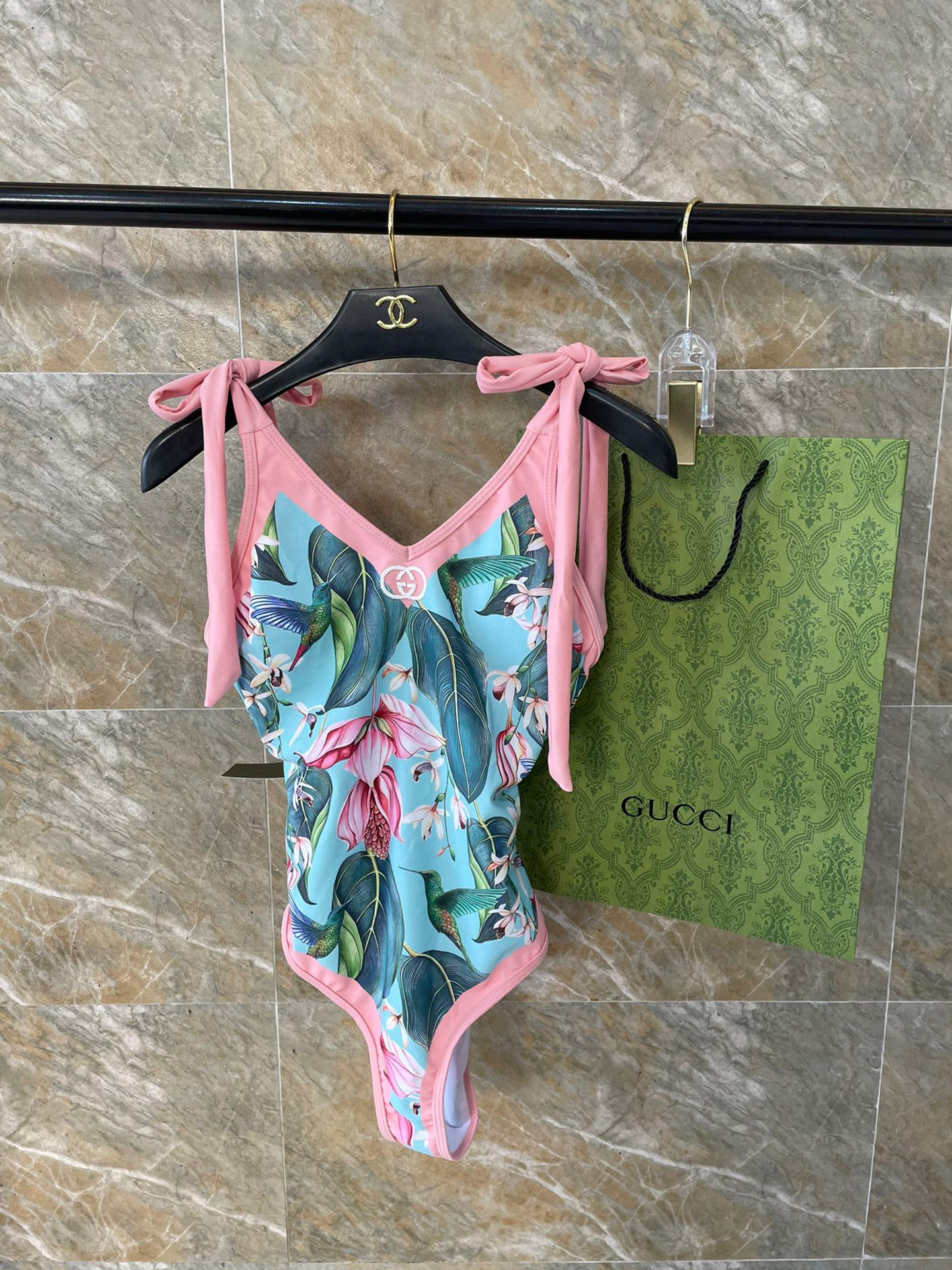 Gucci's new two-piece swimsuit set Swimsuit Swimwear