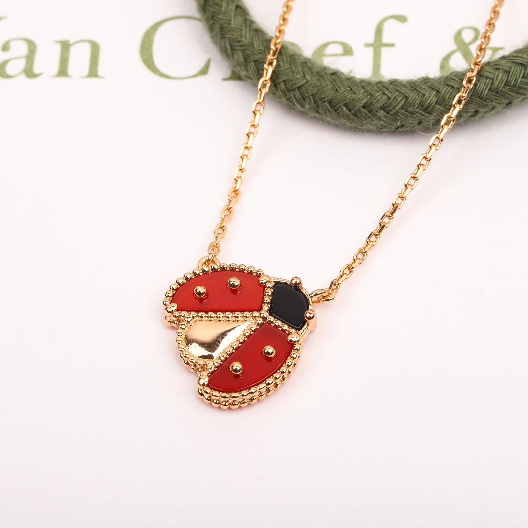 Van Cleef&Arpels VCA coccinella septempunctata Necklace Jewelry