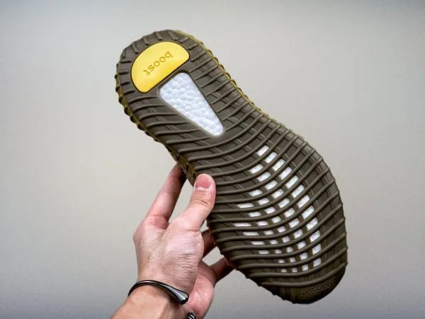 Yeezy350 Boost V2 “Earth”
