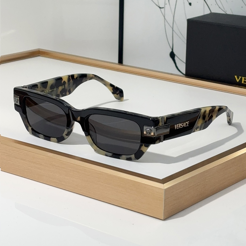 Versace Letter Frame Sunglasses Top Quality