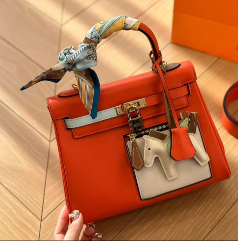 Hermes Classic Kelly Bag