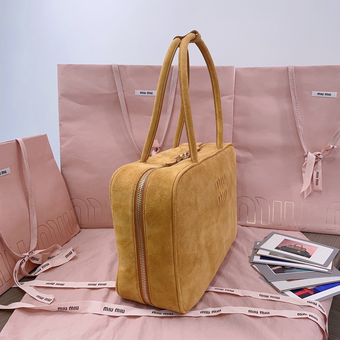 Miumiu Beau bag in suede leather