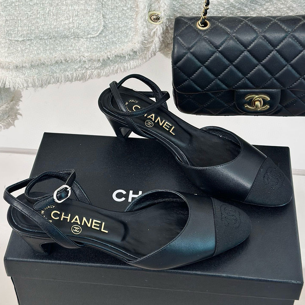 Chanel Lace-up heels Sandals Slide