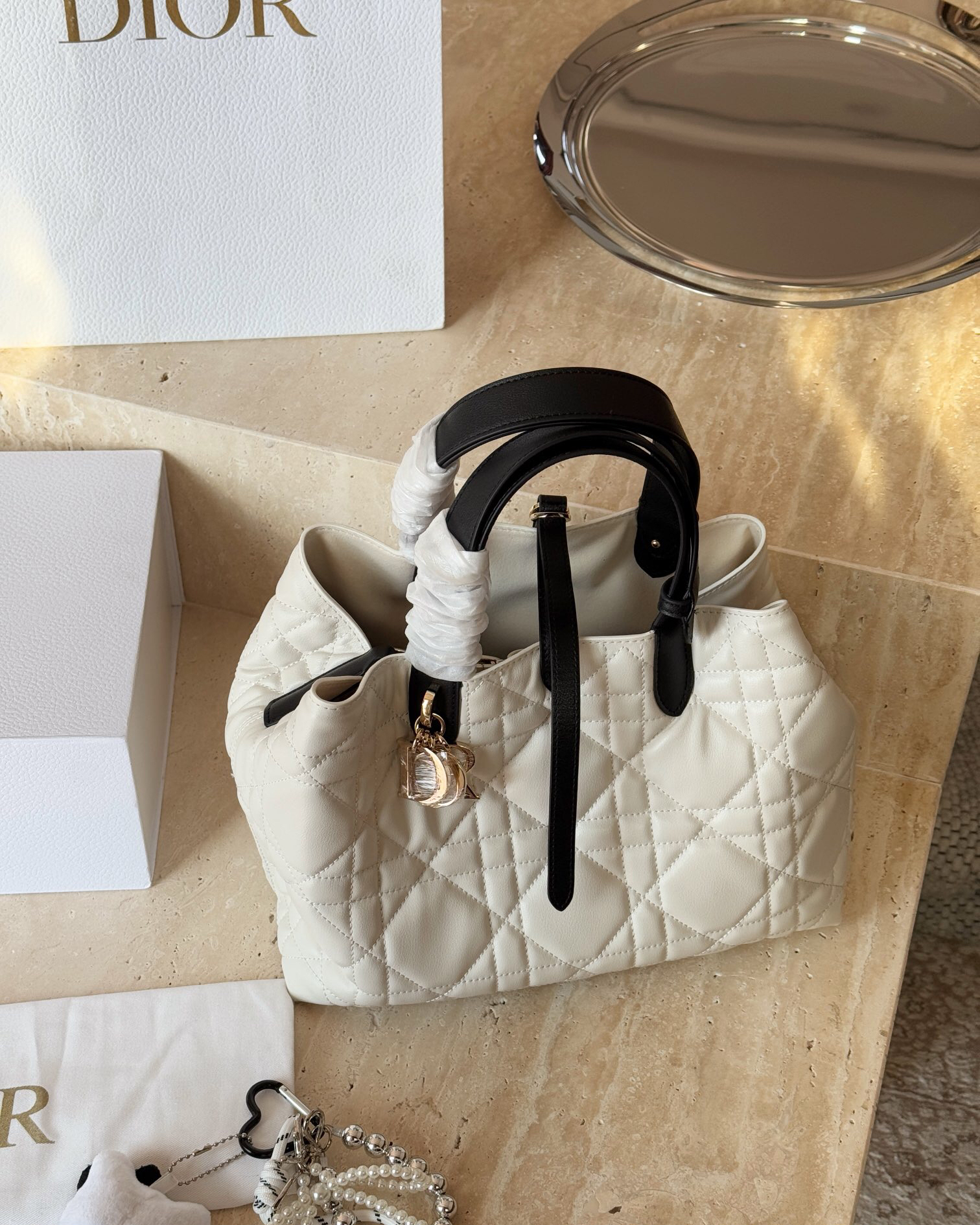 Dior toujours shopping bag