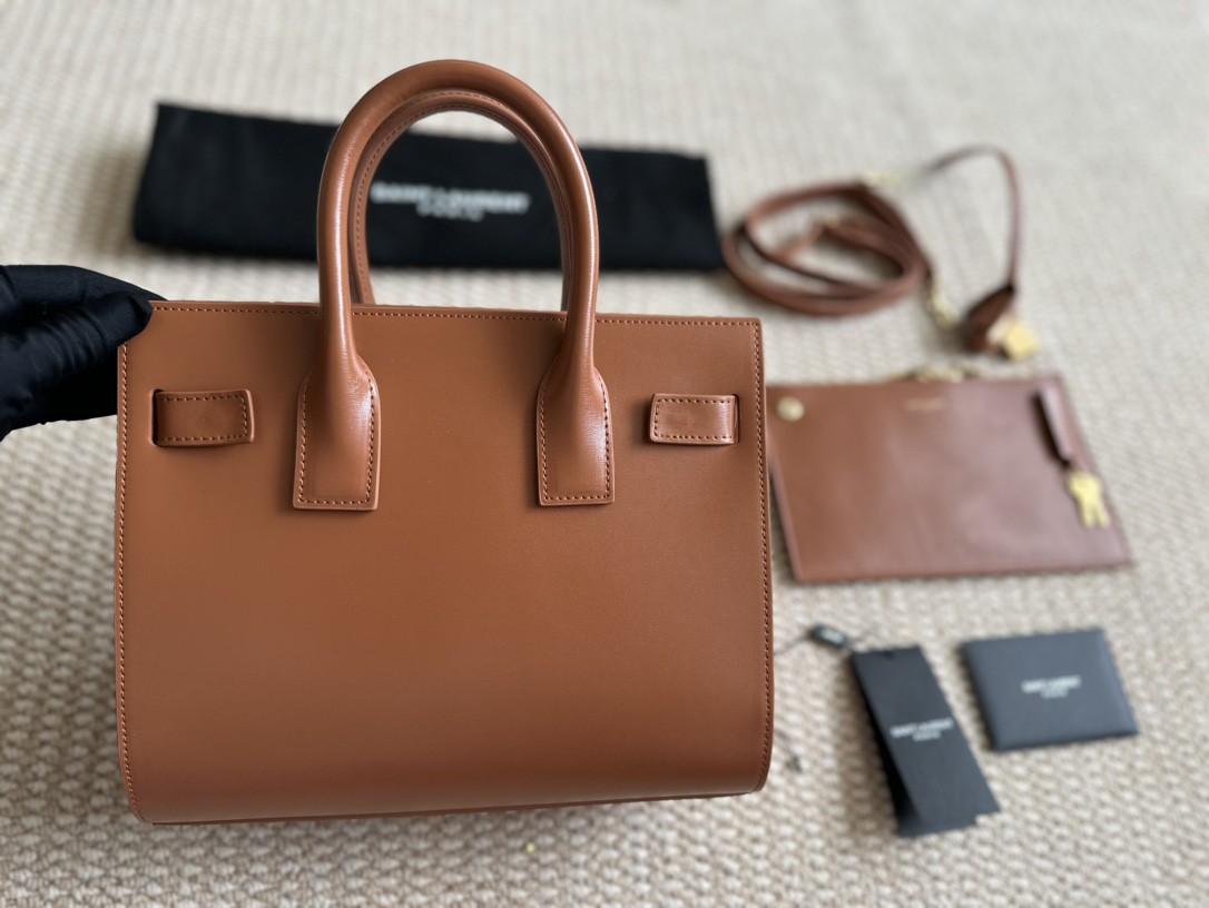 Saint Laurent YSL SAC DE JOUR  Organ Bag