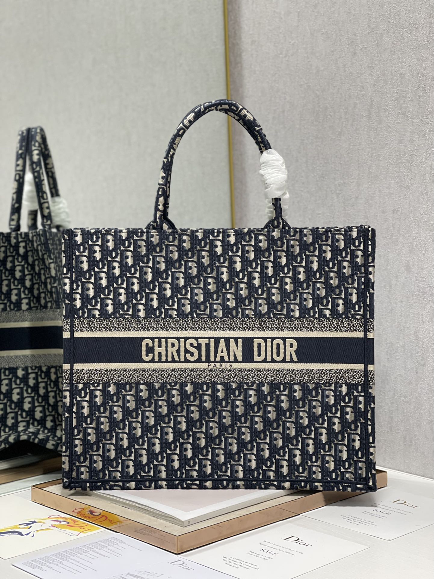 Dior Book Tote Large Dior Book Tote M1296ZRIW_M928