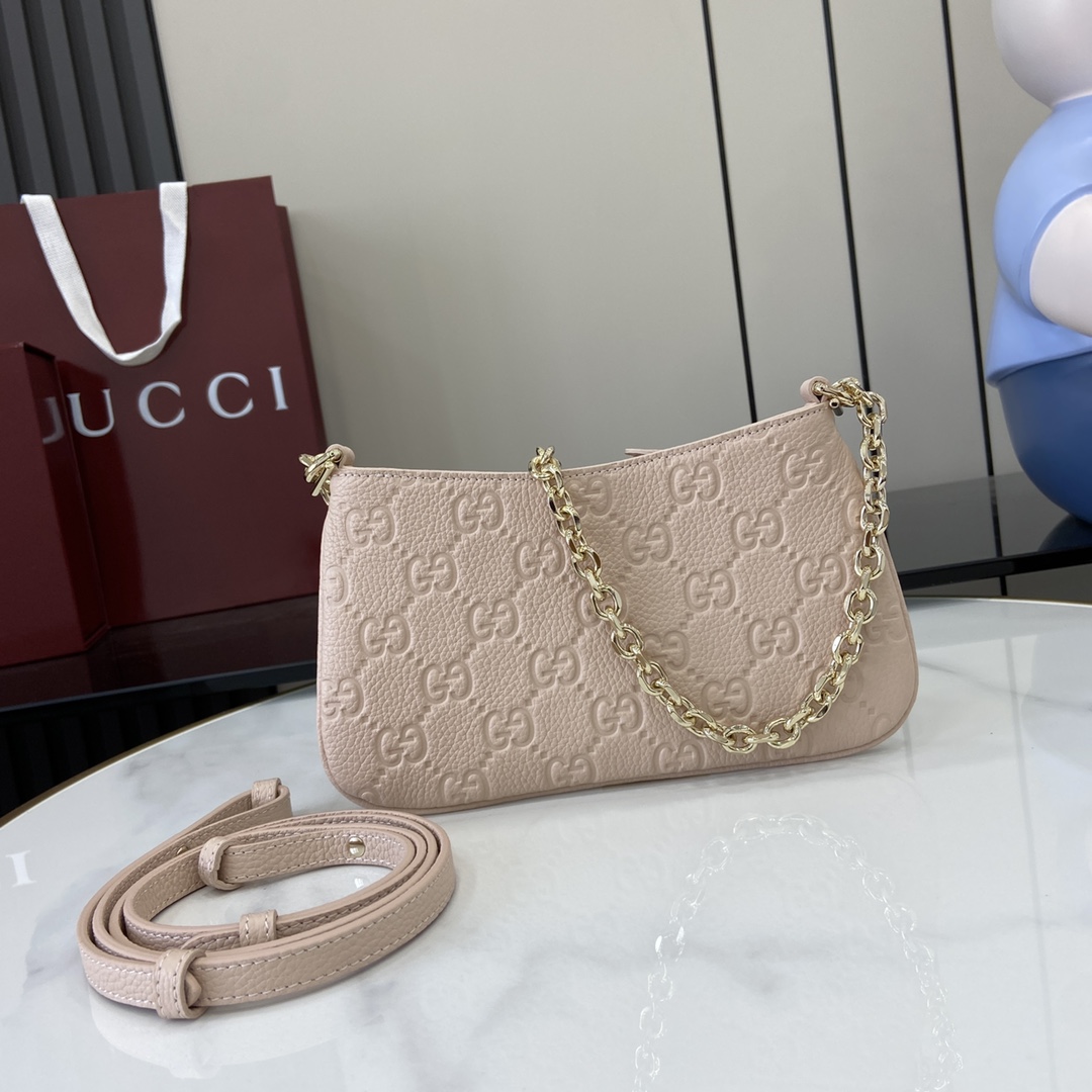 Gucci Emblem Series Small Shoulder Bag - Pink Color
