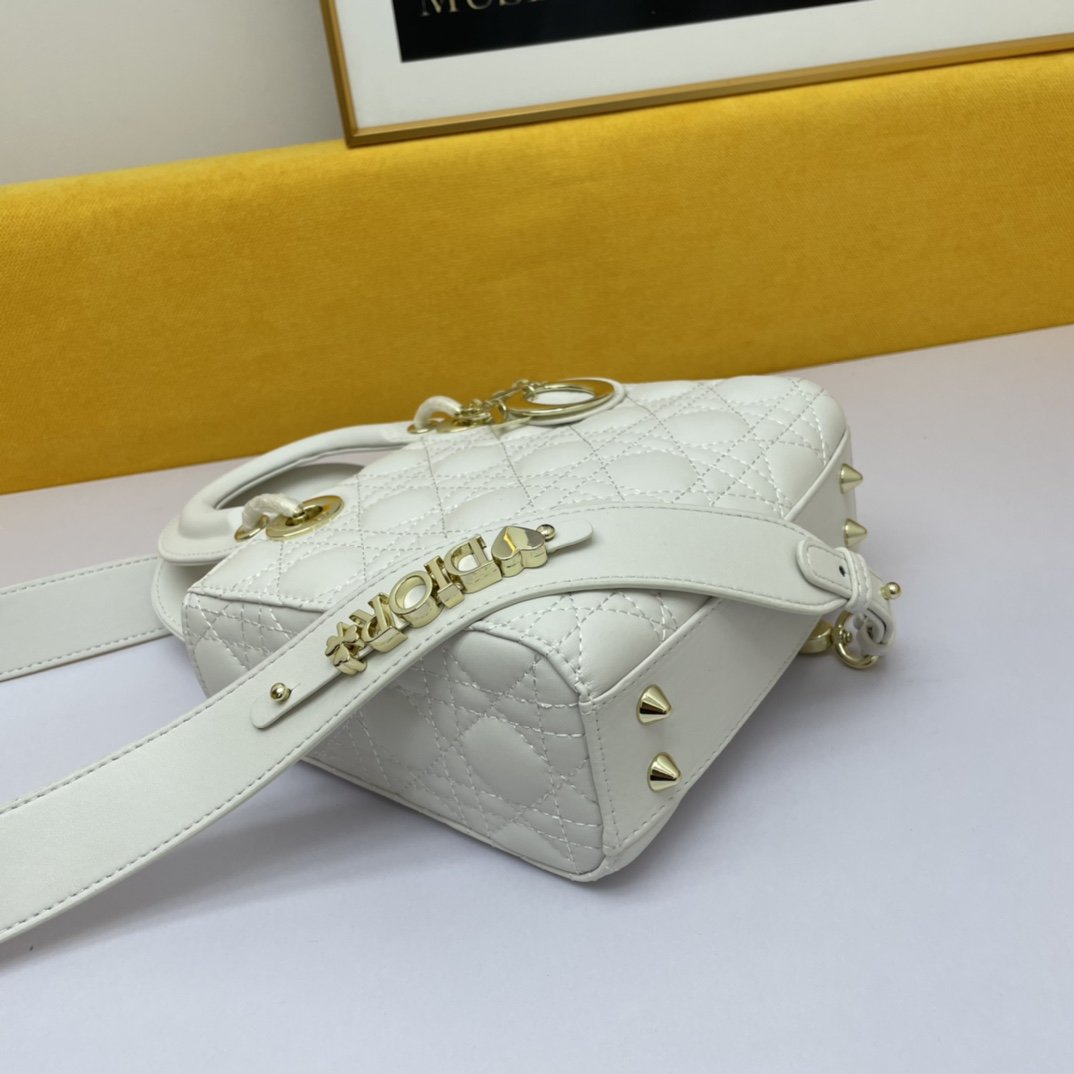 Dior The LADY D-LITE Bag AAA Quality