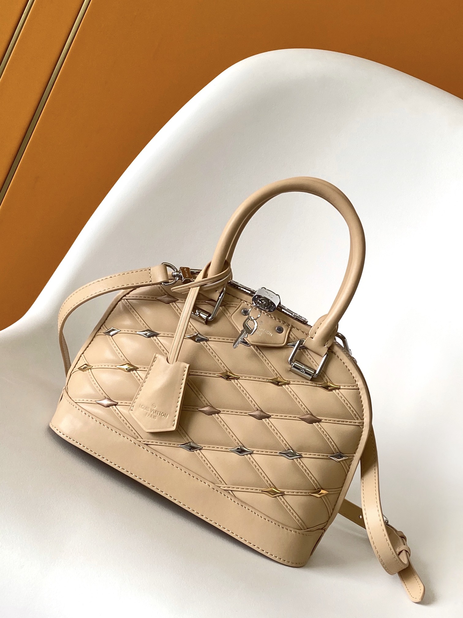 Louis Vuitton 10A Handbag Shoulder Bag Top Mirror Quality Version Nicolas Ghesqui猫re M24153