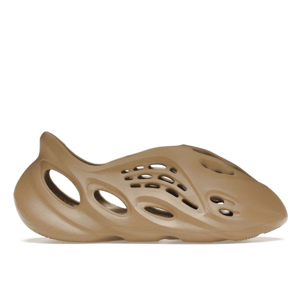 Yeezy Foam Runner Slide Sandals Onyx HP8739