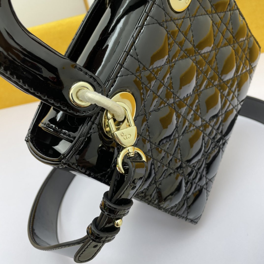 Dior The LADY D-LITE Bag AAA Quality