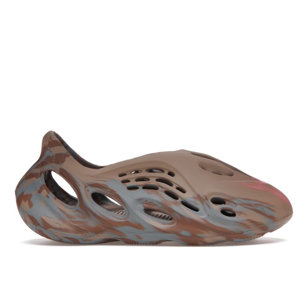 Yeezy Foam Runner Slide Sandals Onyx HP8739