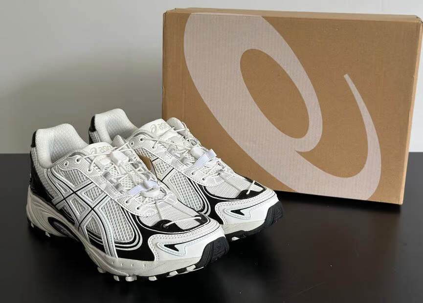 Asics Gel Kahana TR V4 White Black
