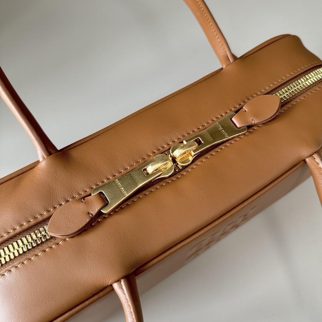 MiuMiu beau leather bag